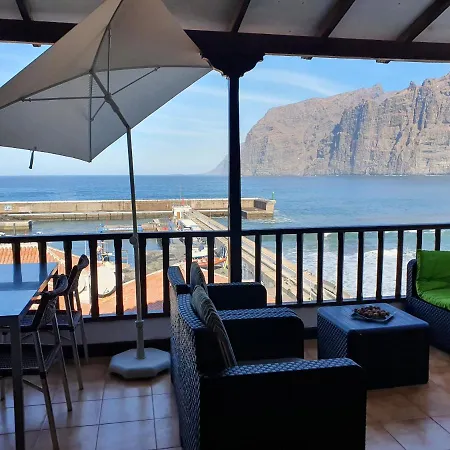 Penthouse De Roca In Poblado Marinero Apartmán *