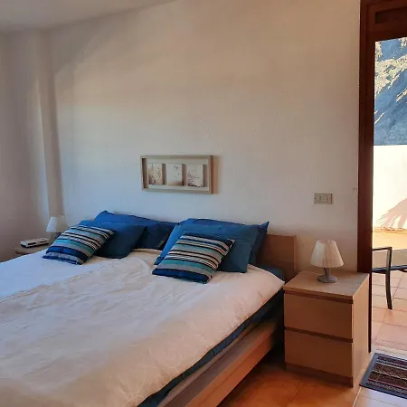 Penthouse De Roca In Poblado Marinero Apartmán Acantilado de los Gigantes